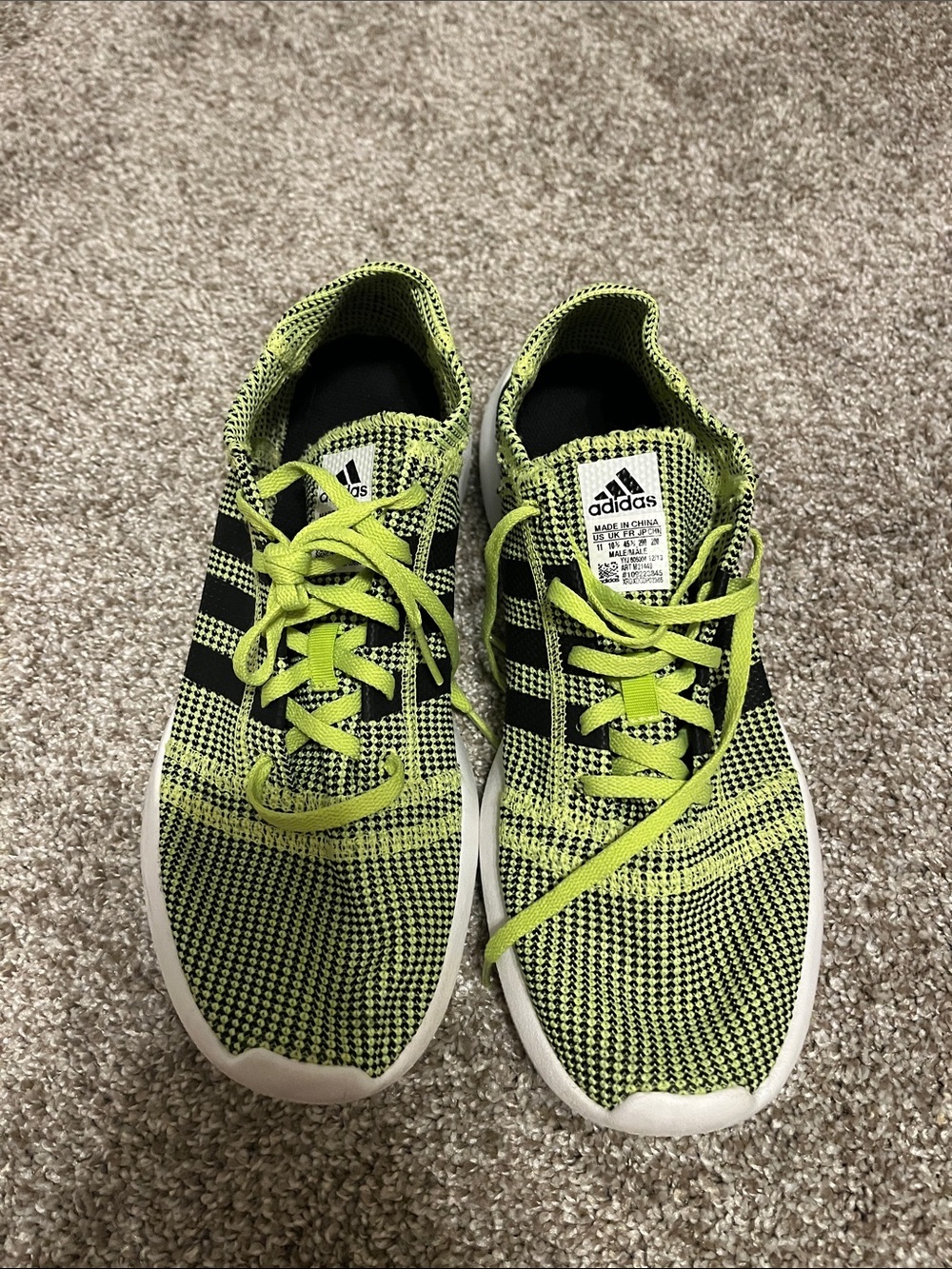adidas Men’s Size 11 Neon Yellow & Black Knit Running Shoes